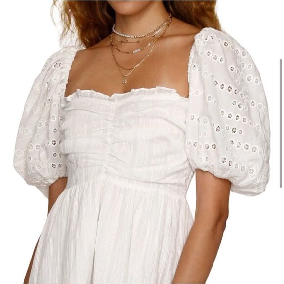 HEARTLOOM Cella Embroidered Eyelet Puff Sleeves Smocked Tiered Mini Dress NWT M - Picture 6 of 12